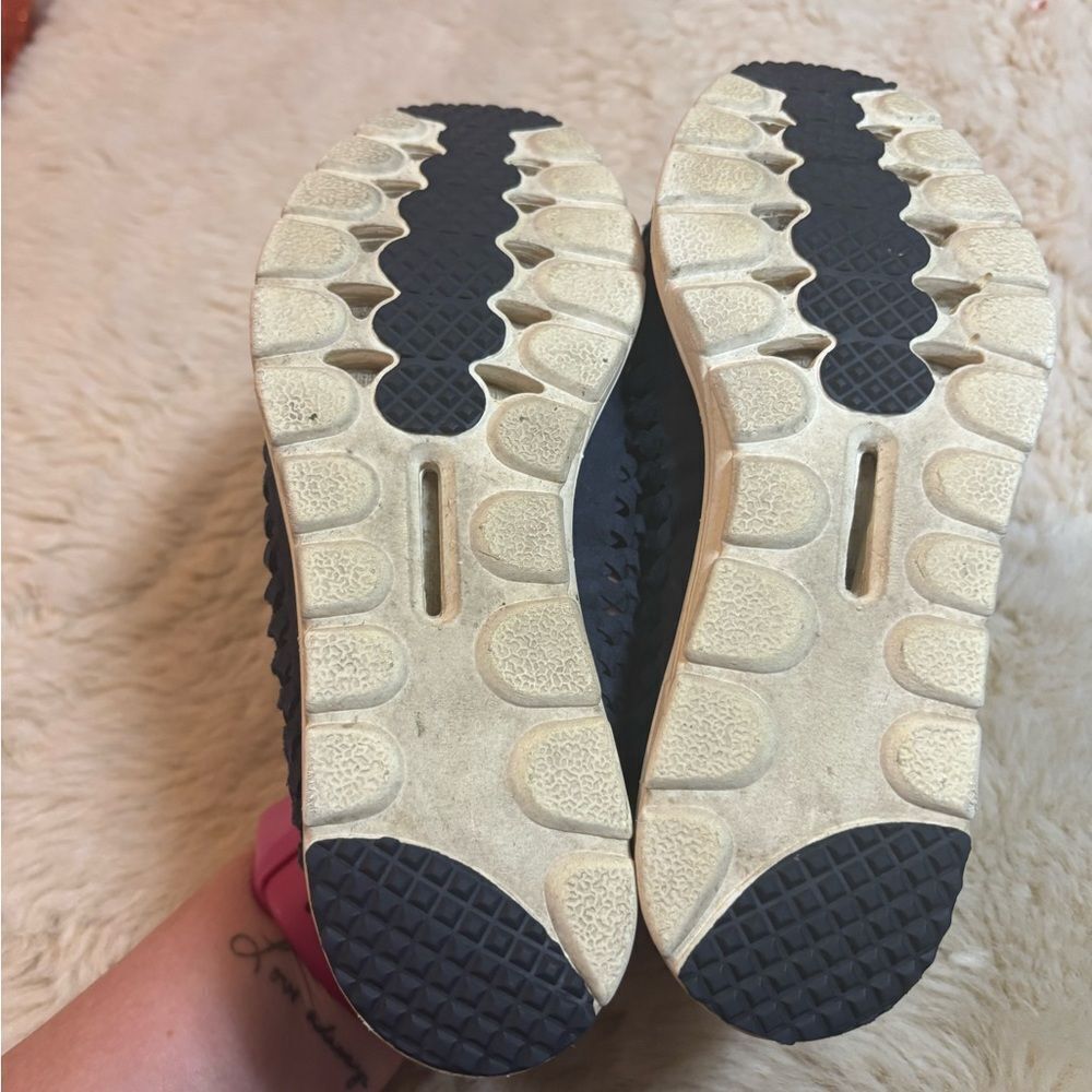 Nike Navy Woven Sneakers - Picture 7 of 10